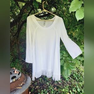 Monoreno White Fringe TrimTop / Tunic